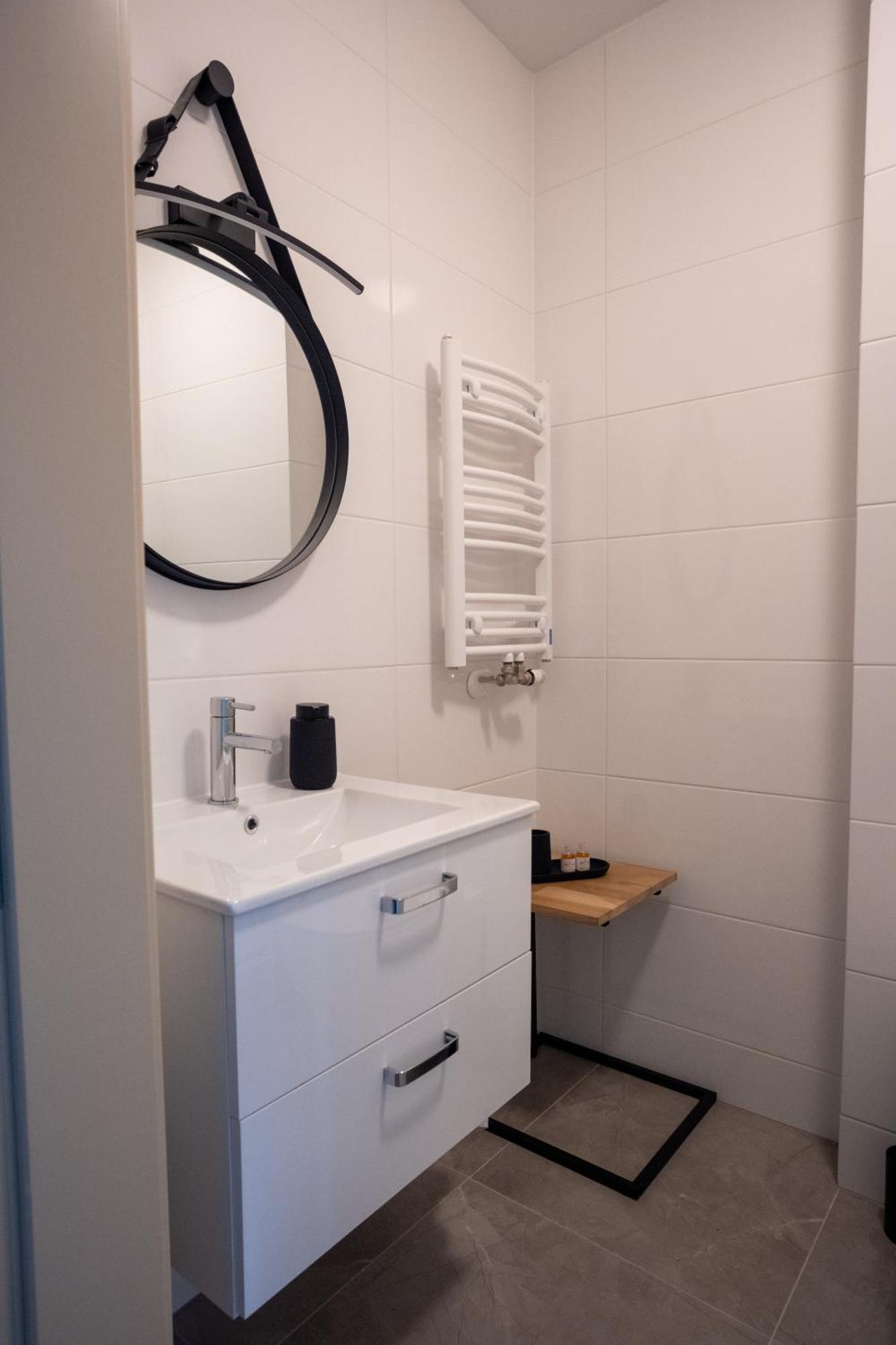 Apartamenty Drevny Kocur Poznan Exterior foto